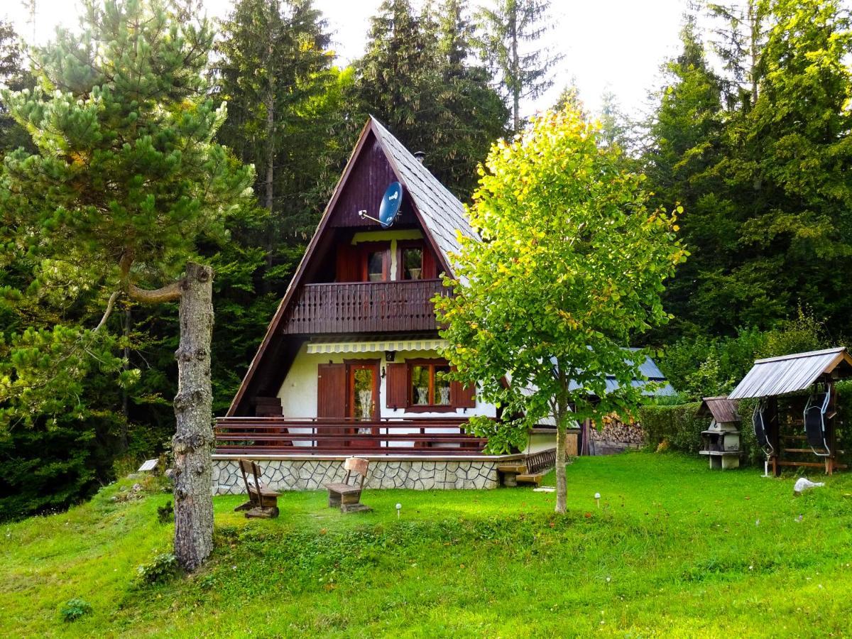 Wooden Cottage Jesenice Esterno foto